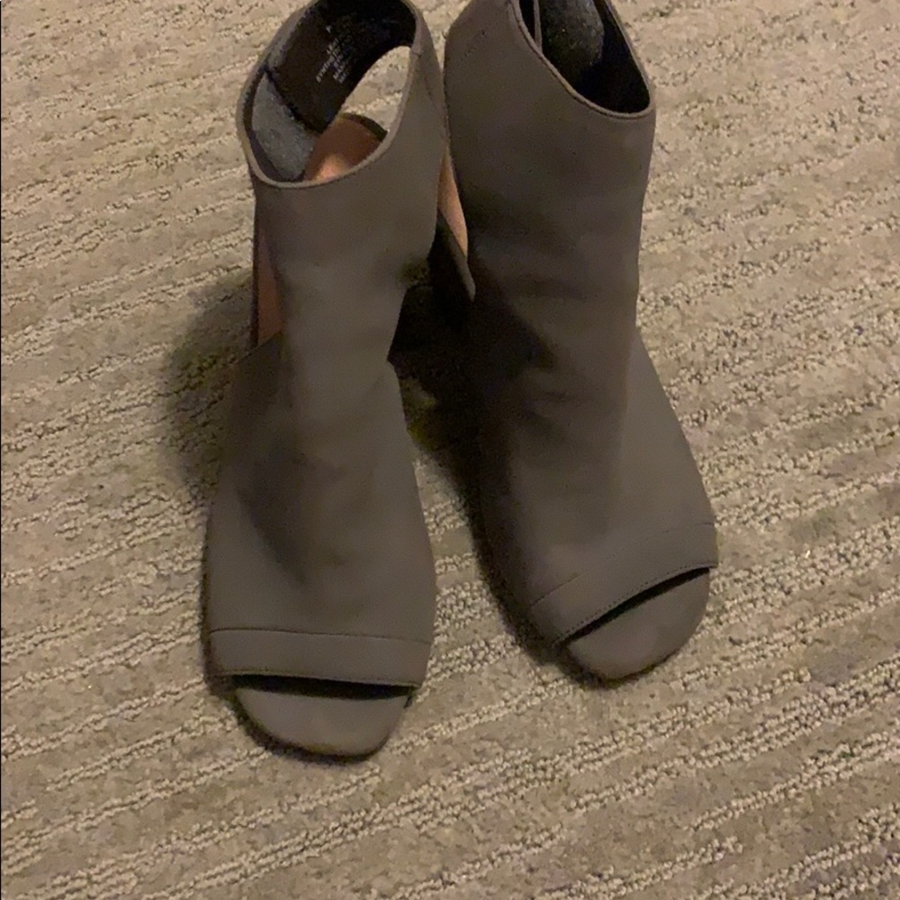 Block heel steve madden bootie